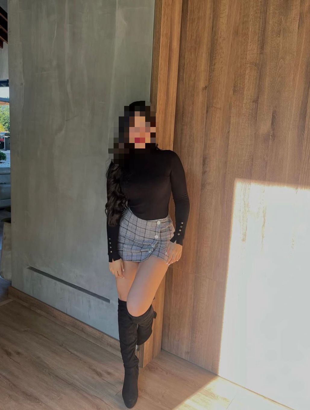 VENEZOLANA  TATRO ESQUISITO **SEXO**24H